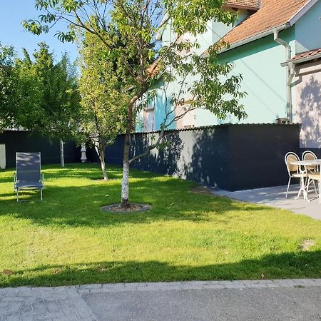 Hotel Chez Stef Marckolsheim Exterior foto